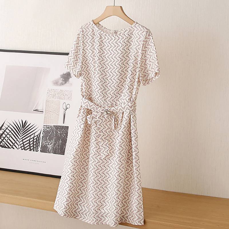 Wu enemy's white beauty!19 Mimi oblique mulberry silk!True silk printed lace high waist mid -length dress