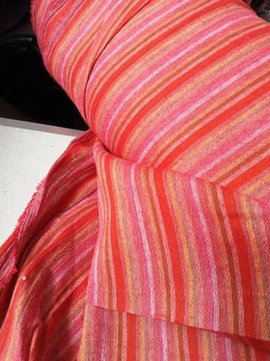 444 Crystal Sand Wicing Win Terriarchy Red Vertical stripes thin, soft, comfortable and comfortable summer clothing fabric tail goods