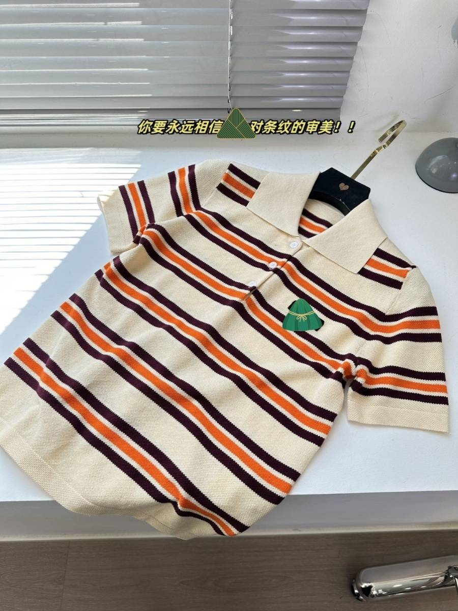 Yuan fabric ~ 40 mulberry silk+60 cotton ~ French retro contrasting color stripe short Polo lead short -sleeved T -shirt