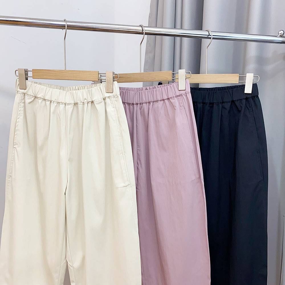 Model Licensed Silk Books Super comfortable thin, dry, breathable, loose waist, nine points, wide -legged Harun pants summer