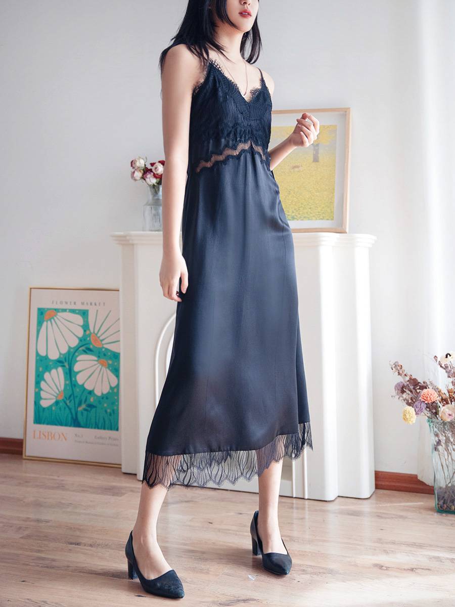 Special romance is coming to the French tone design faint sexy lace lace camisole+dress