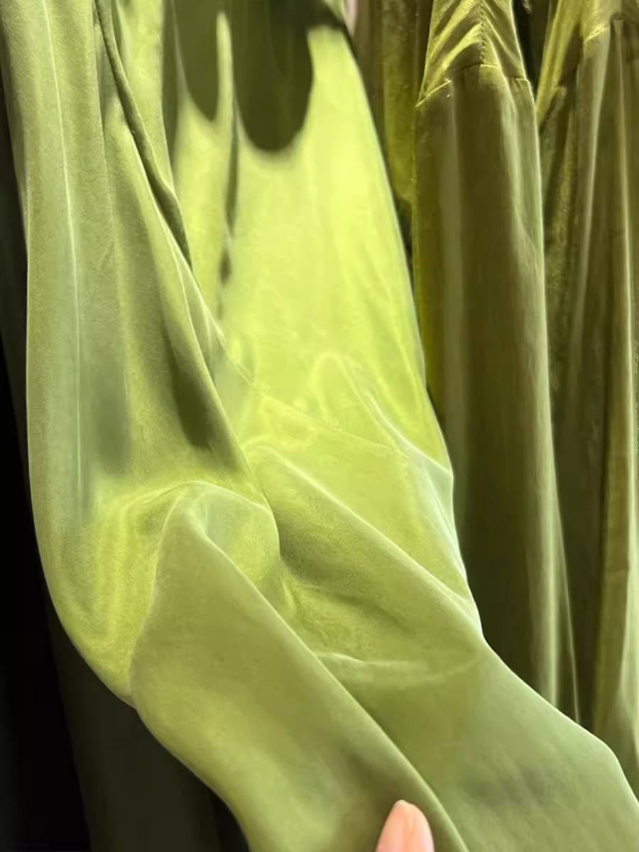 Export cutting European cargo olive green simulation shirts female spring loose laziness, wearing shirt