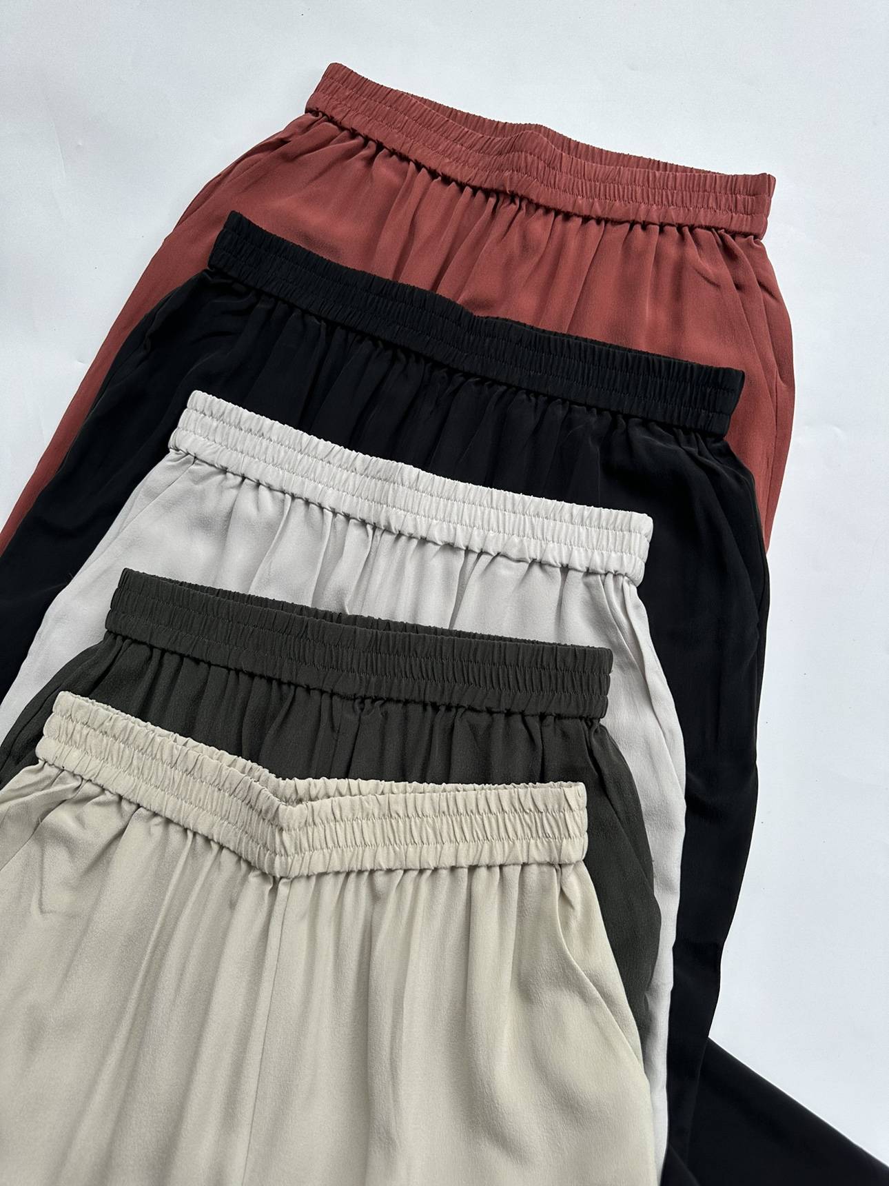 Drawing the coward ceiling and unlimited repurchase, which is a heavy gong sand washing 23 Mimi real silk double -pants trousers