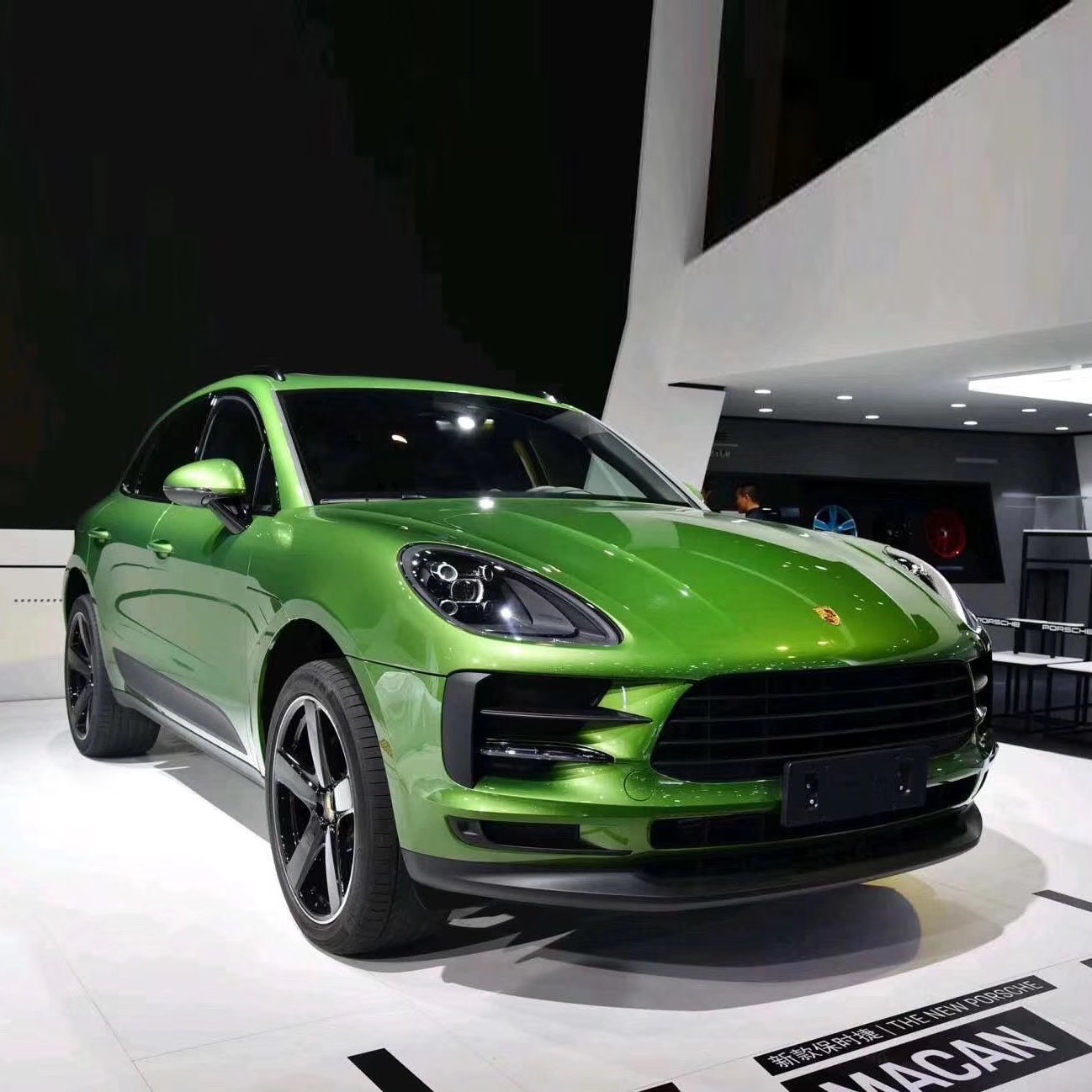 Easy Install PET Line Gloss Metallic Mamba Green Car Paint Protective Films Automobiles Vinyl Wrap Manufacturer