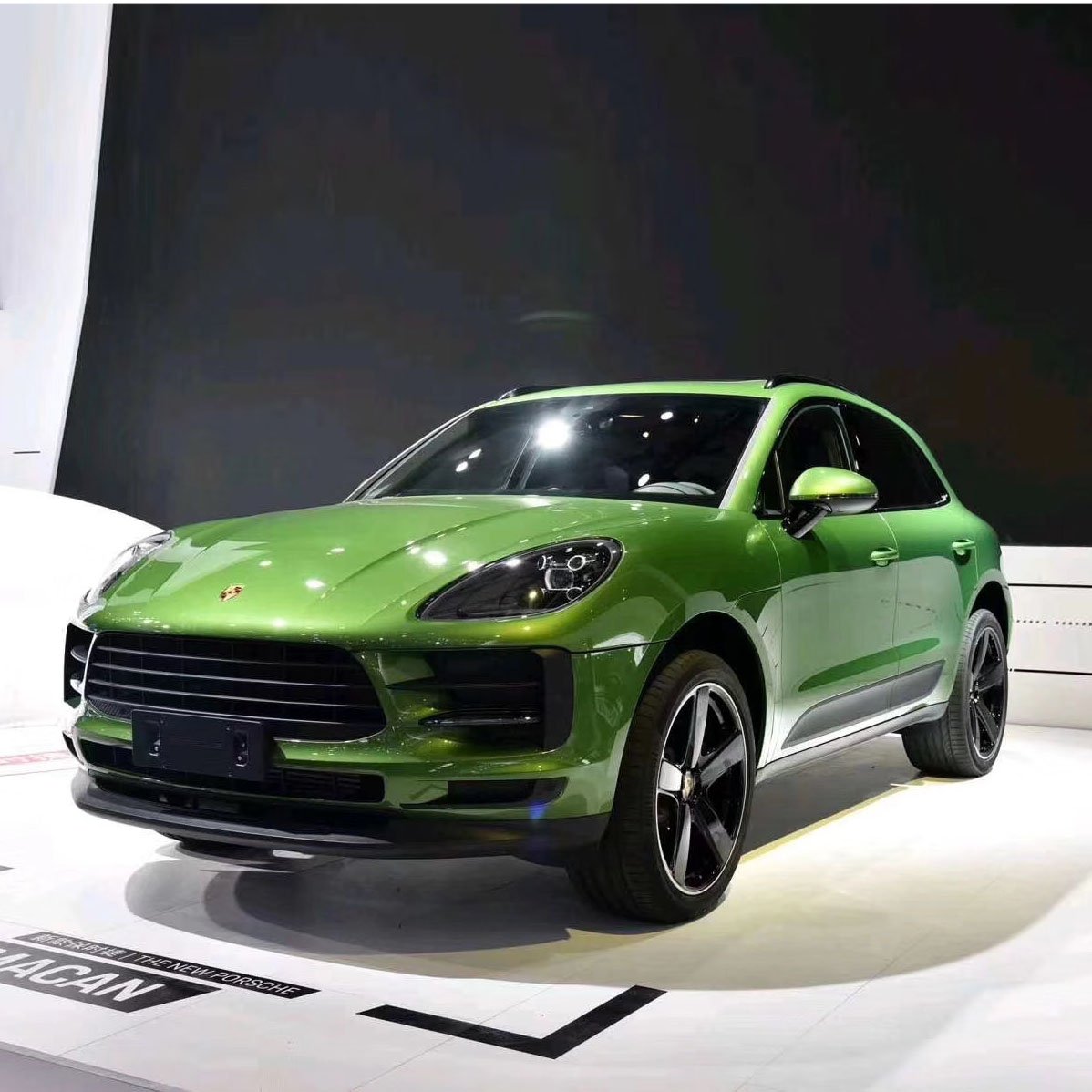 Easy Install PET Line Gloss Metallic Mamba Green Car Paint Protective Films Automobiles Vinyl Wrap Manufacturer