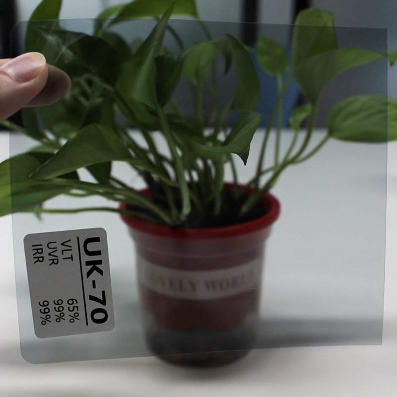High Clear Nano Ceramic Tint Film UK-70 Ultra Vision High Heat Insulation Solar Window Film