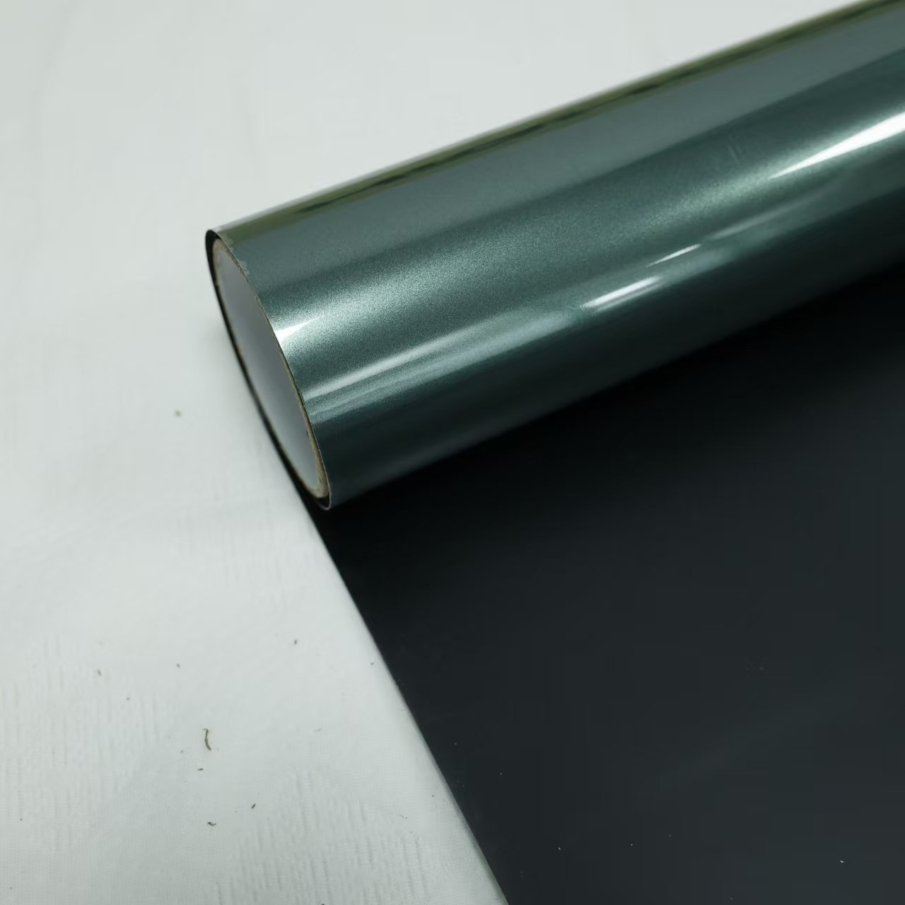 High Quality 6.5mil PVC Car Wrap Film Metal fir green Self-Healing Glossy Anti-Scratches Full Tint Color Changing Car Film