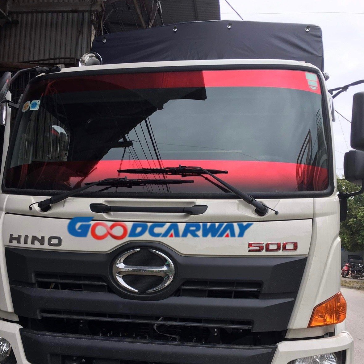 car adhesive window film two tone gradation silver color from China solar tint film supplier