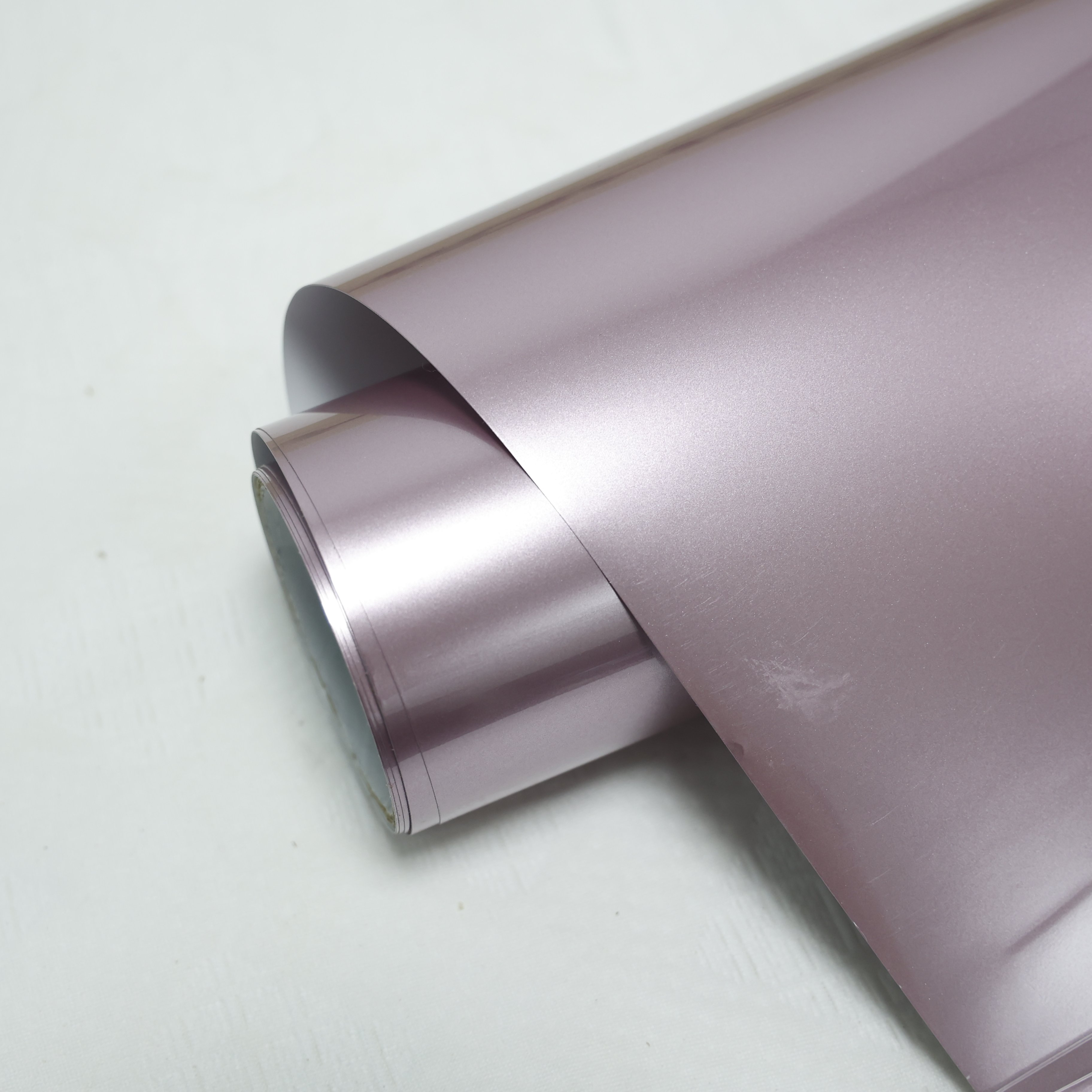 High Quality 6.5mil PVC Car Wrap Film Metal Powder Pink Self-Healing Glossy Anti-Scratches Full Tint Color Changing Car Films