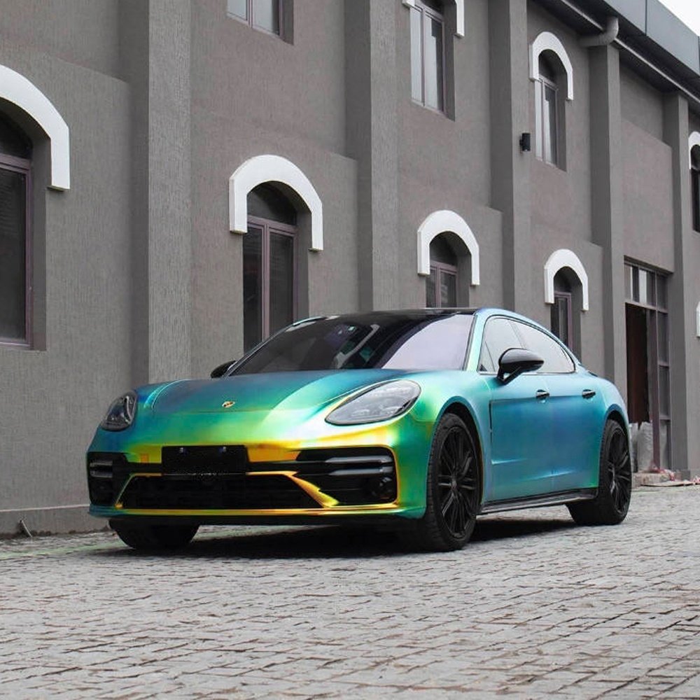 Top Quality Car color chrome car wrap film rainbow iridescent white holographic vinyl on the car wrap