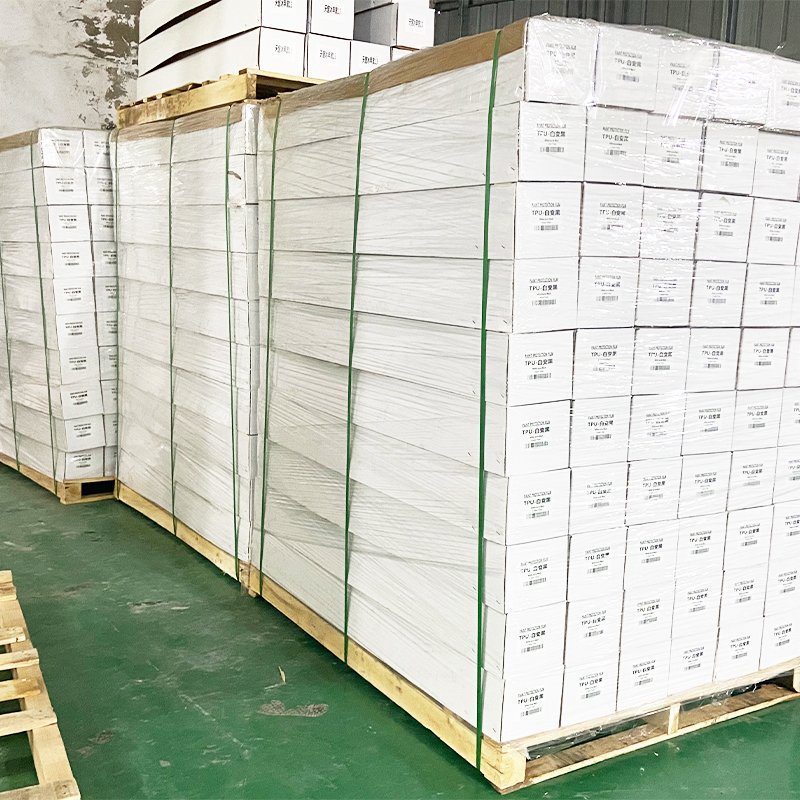 Hot Selling Factory Price VLT 70% Premium Quality Metallized Reflective Heat Insulation Car Window Film New Style 2024