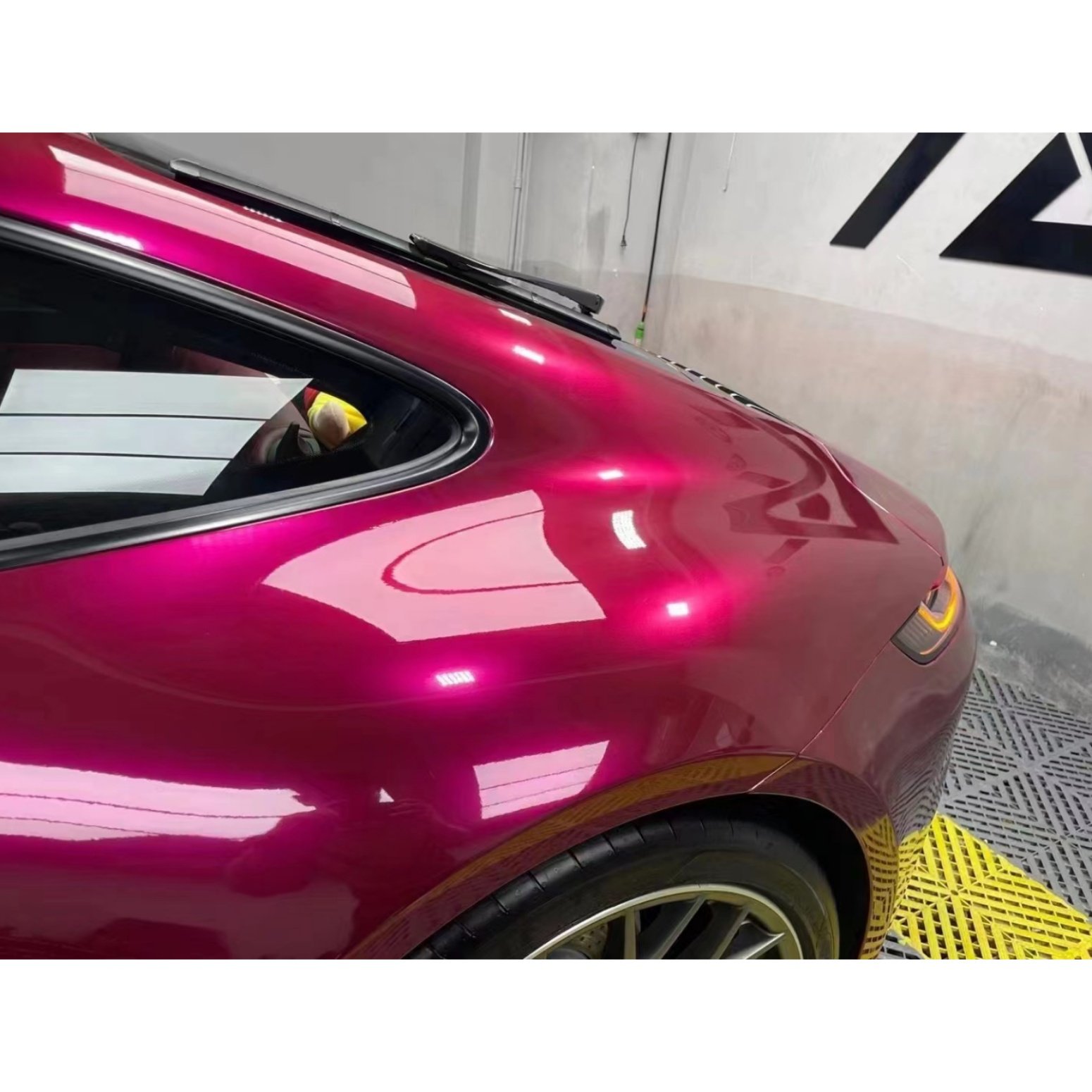 2024 Bright Rose Red Car Film Red High end Automotive Clothing and Film New Series