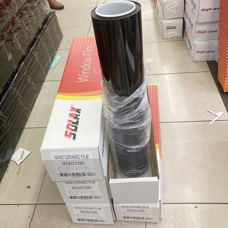 1.52*30m Front Window Film CR05 Dark Black IRR 97% Nano Ceramic Car Film Solar Window Tint For Car Front Windshield Tint