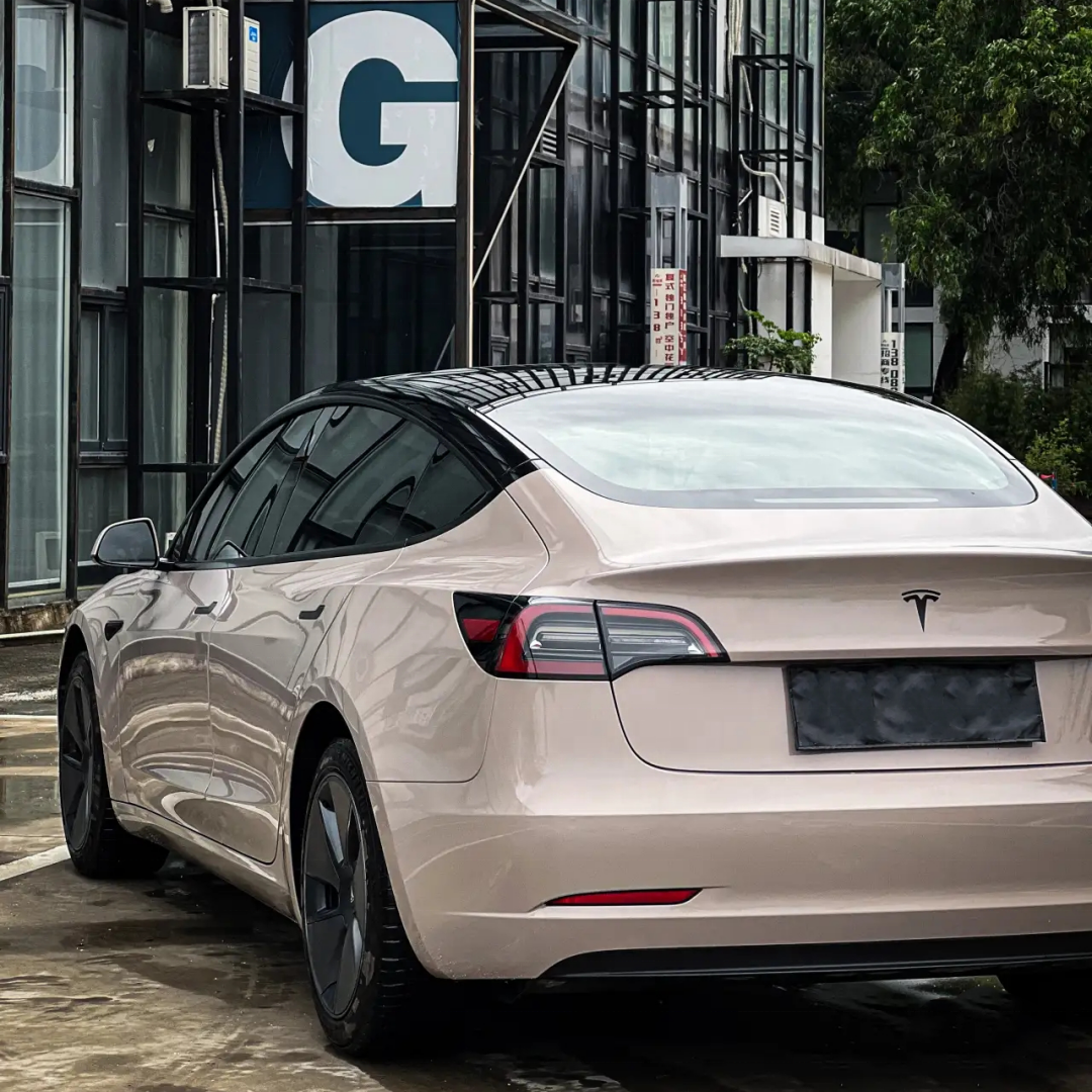 OEM Color Mocha Beige Super Gloss Metallic PET Vinyl Car Wrapping For Tesla Model 3