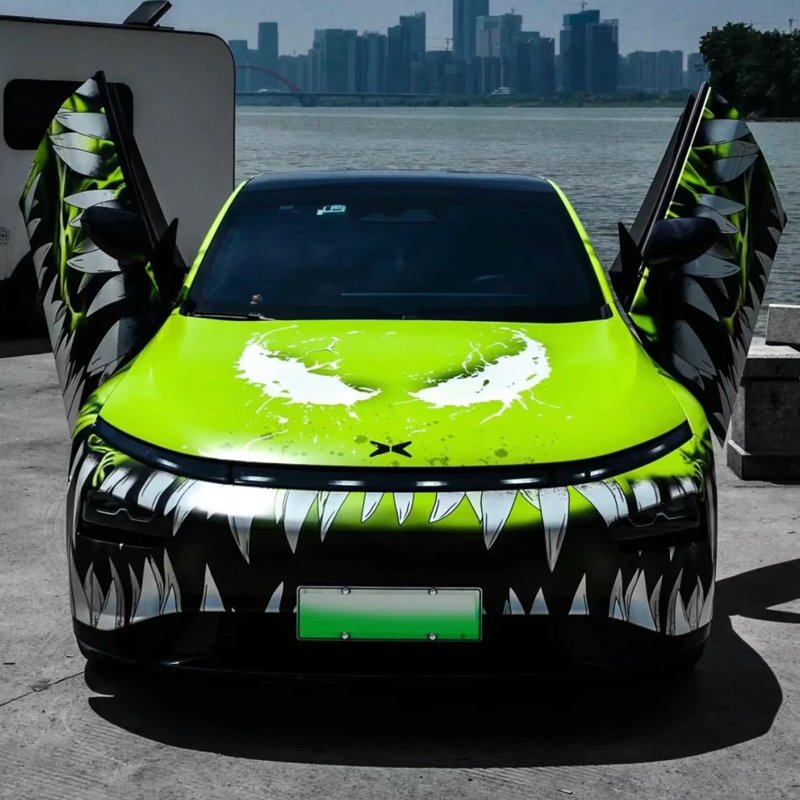 1.52*18 Metre Custom Design Car Wraps Vinyl Film Smart Film For Car Doodle Sticker Gloss Car Vinyl Wrap Vehicle Wraps
