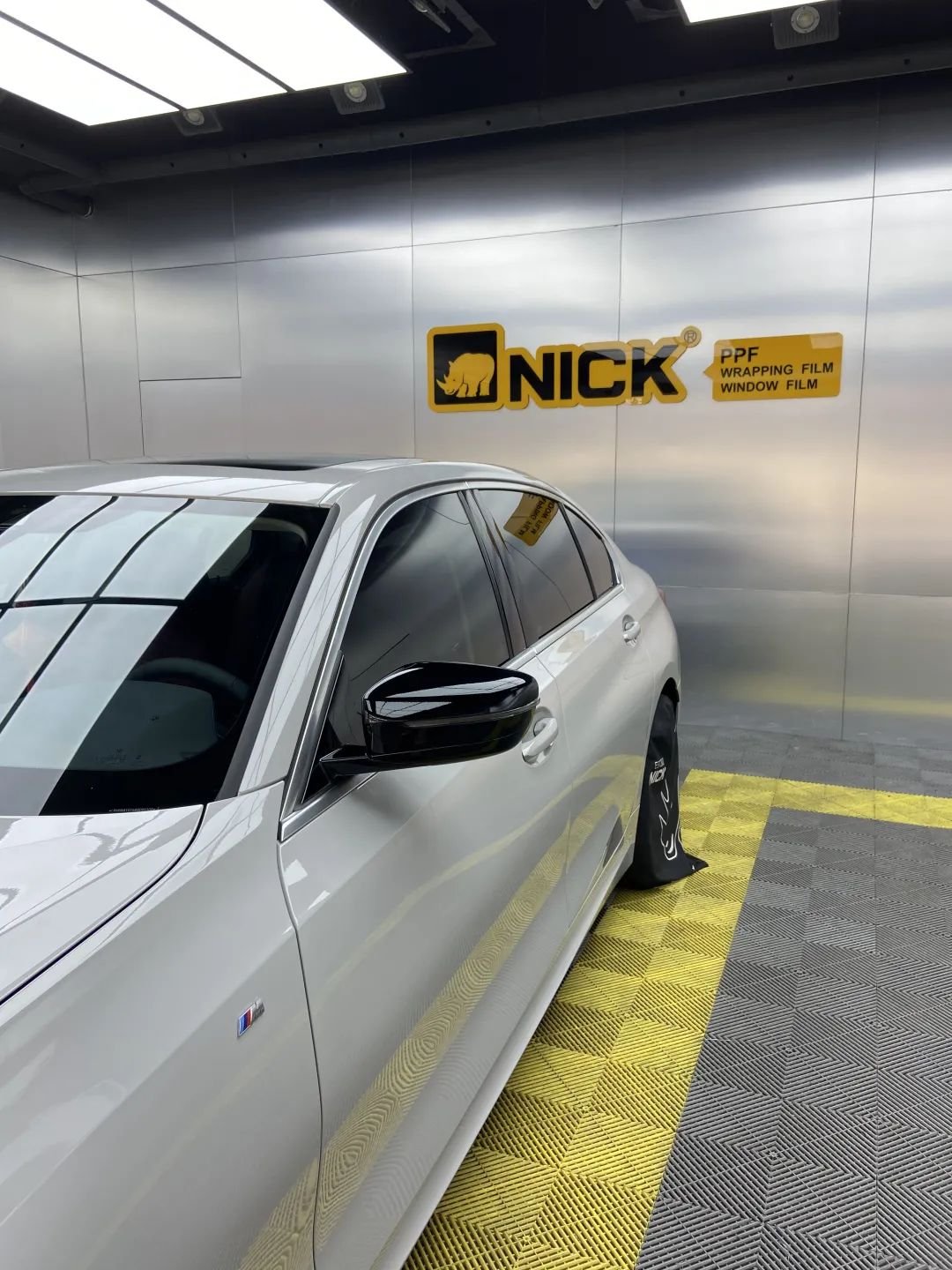 Manufacturer Air Release Channel High Gloss Wrap Film Nado Grey Car Wrap Vinyl