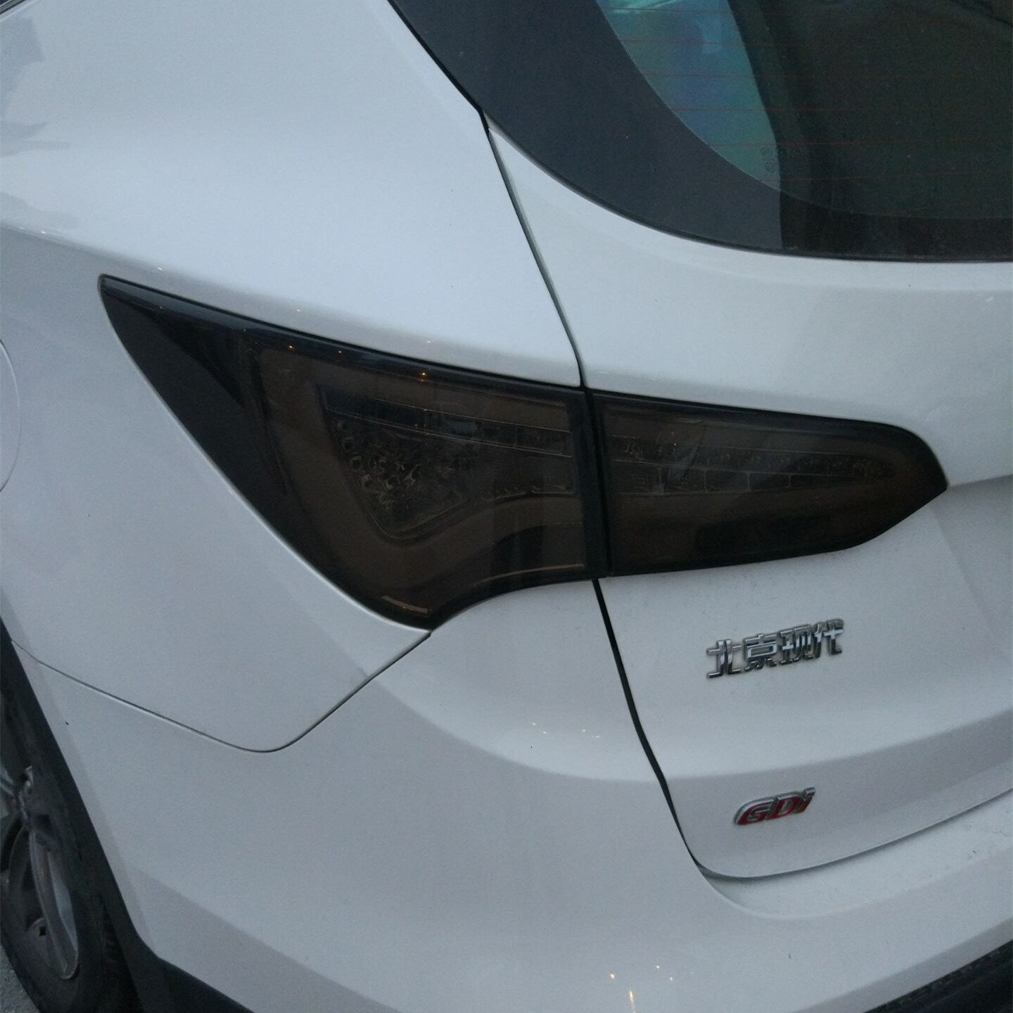 Hot Selling Car Color-changing sticker taillight light transmission film Blackened matte matte film Automotive headlights film