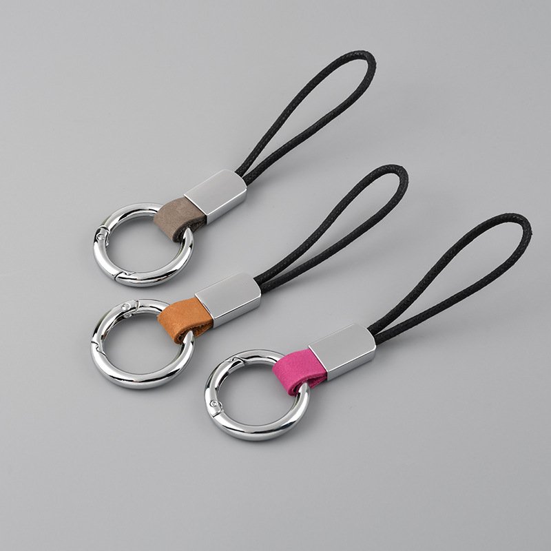 High quality genuine leather simple key ring Top layer frosted cowhide finger ring keychain creative anti loss car keychain