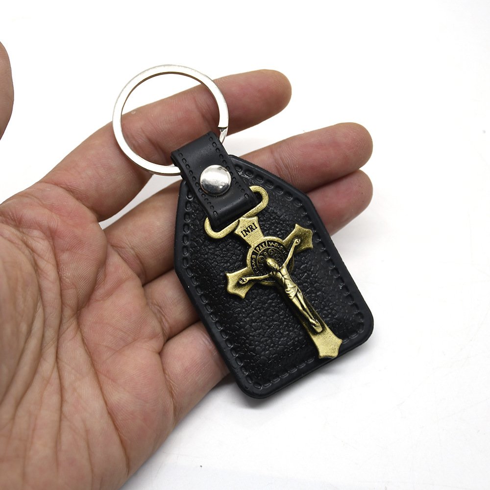 Retro Leather Religious Keychain Metal Cross Pendant Keychain Car Key Pendant Christian Catholic Women Men Accessory Crafts Gift