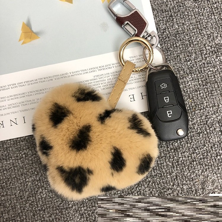 10CM HOT Fluffy LOVE heart pompom keychain Women Colored Rex Rabbit Fur Pom pom KeyChain Bag charm Key Ring Jewelry Accessories