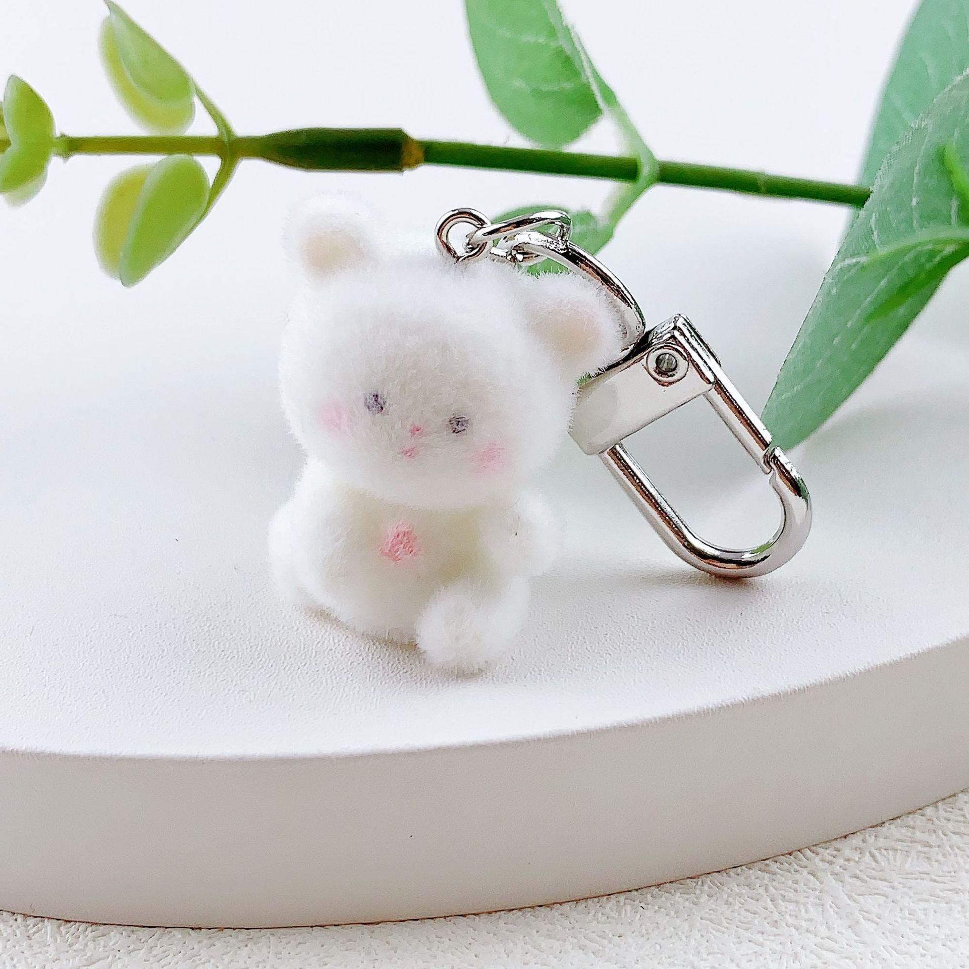 2024 Cartoon Flocking Bear Keychain Animals Doll Resin Key chains Cute Pom Pom keyrings Cat Dog Cow Koala Bunny Plush Keychain