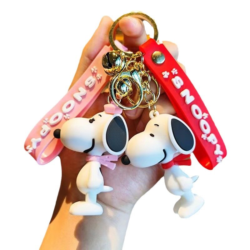 Snoopyy Charlie Cartoon Key Chain Creative Car Key Chain Cute Bag Pendant Glue Drop Doll Personality Charlie Doll Ring Key Chain