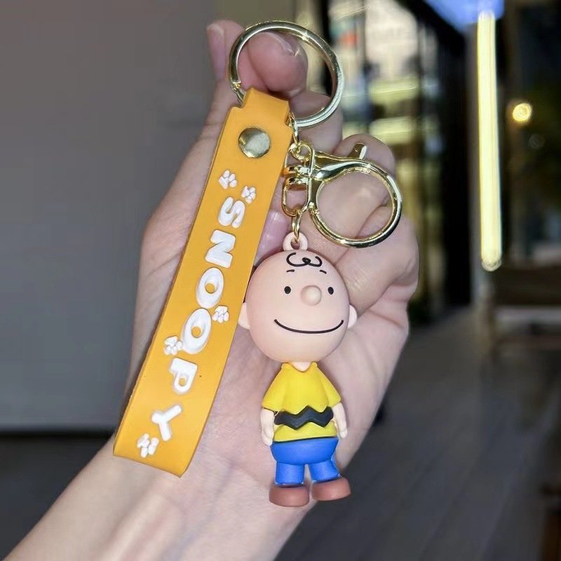 Snoopyy Charlie Cartoon Key Chain Creative Car Key Chain Cute Bag Pendant Glue Drop Doll Personality Charlie Doll Ring Key Chain
