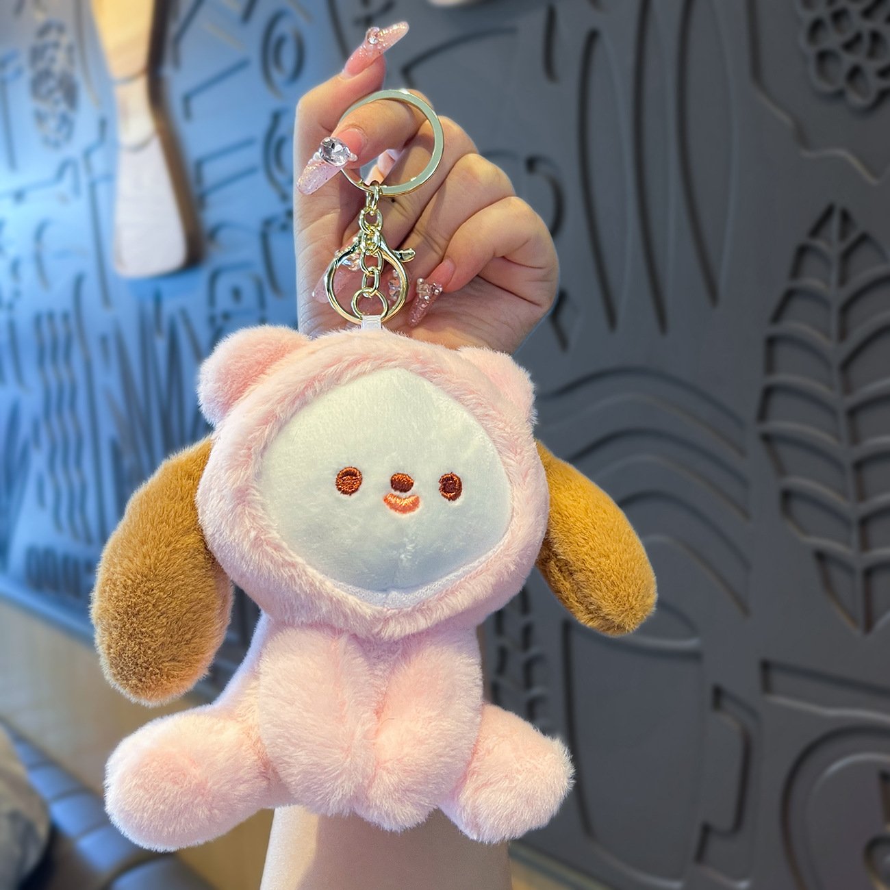Cute Animal Rabbit Plush Keychain Pom Pom Ball Keychain with Metal & PU for Car Keys Durable and Stylish