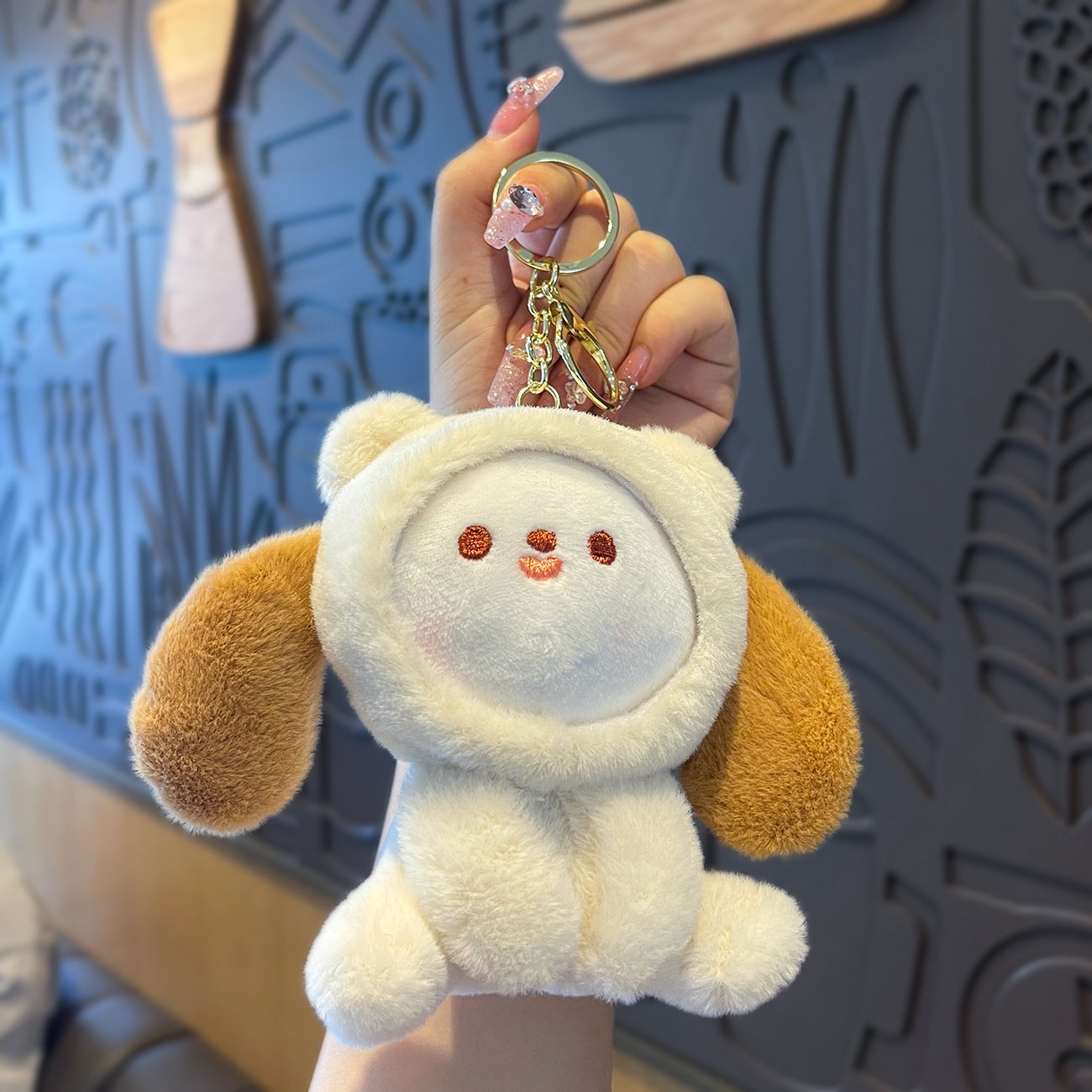 Cute Animal Rabbit Plush Keychain Pom Pom Ball Keychain with Metal & PU for Car Keys Durable and Stylish