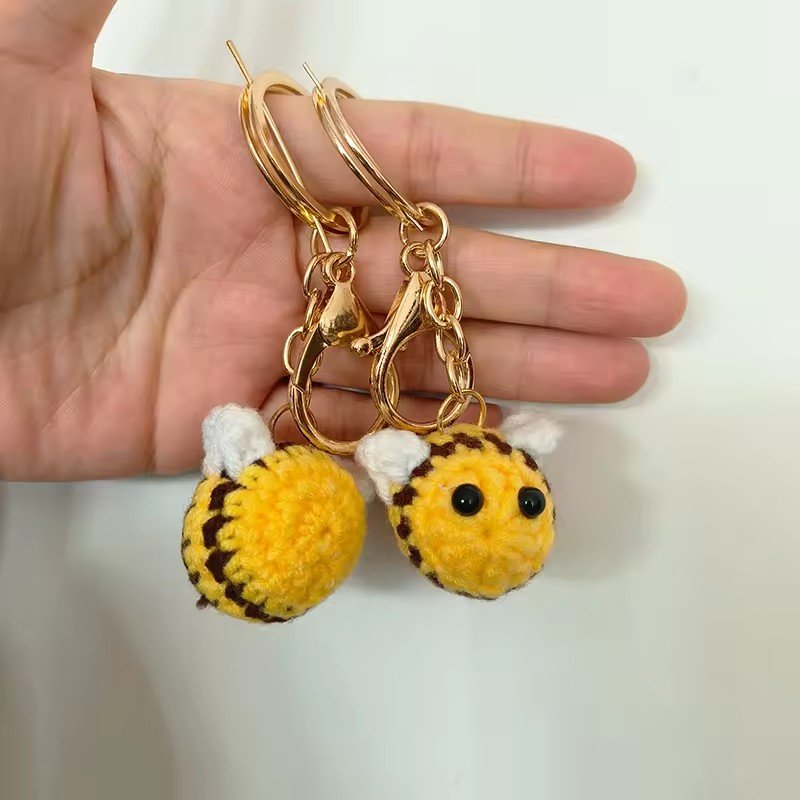 Little Bees Keychain Knitting Pendant Festival Charm Keyring Keyholder Bee Festival Accessories Charm Bag Hanging