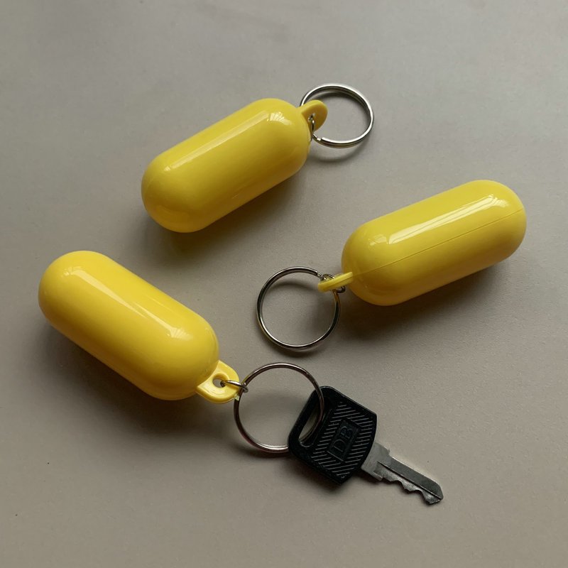 Custom Logo Swimming Pool Plastic Keychain Floating Key Ring Capsule Style Fender Shape Marine Sailing Boat Buoyant Keychain