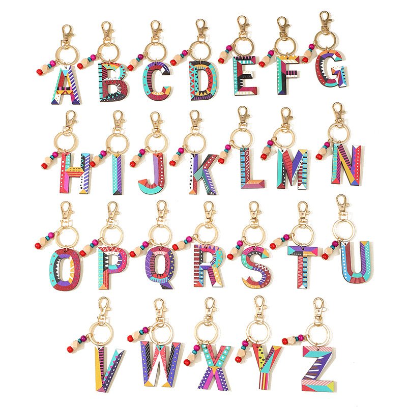 A-Z Wood 26 letter geometry color Totem Keychain Wood bead pendant accessories Women's bag Car key chain pendant gift wholesale