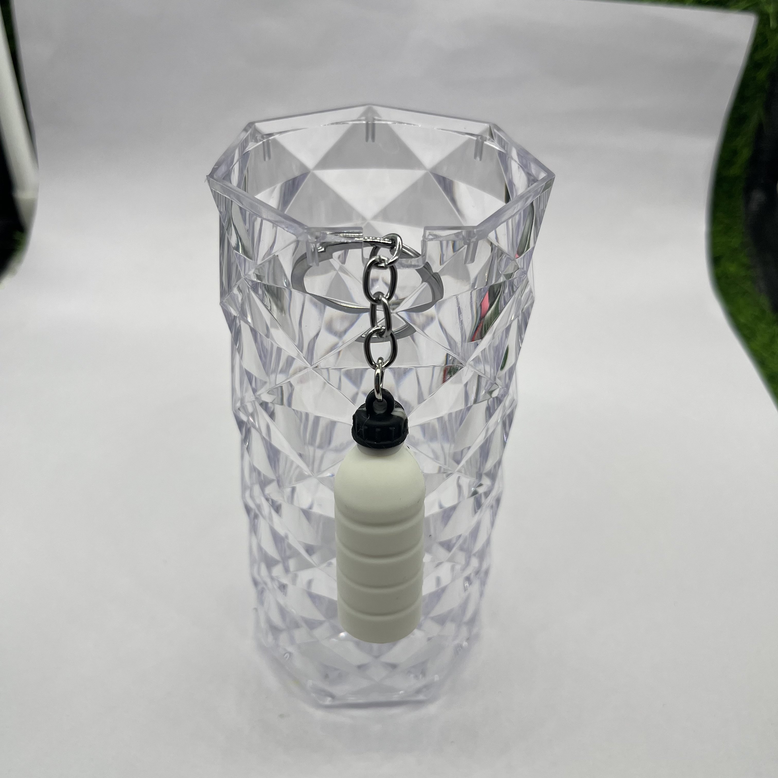 6pcs Drink Bottle Keychain Fashion Bottle Key Chains For Men Women Ornament Car Bag Pendant Keyring Accessories Gift