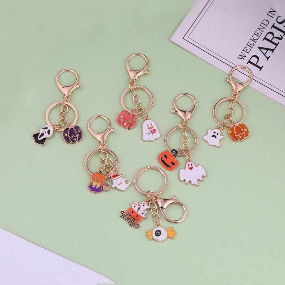 New Creative Halloween Cartoon Funny Pumpkin Ghost Alloy Doll Key Chain Car Bag Pendant For Friends Holiday Party Gifts Key Ring