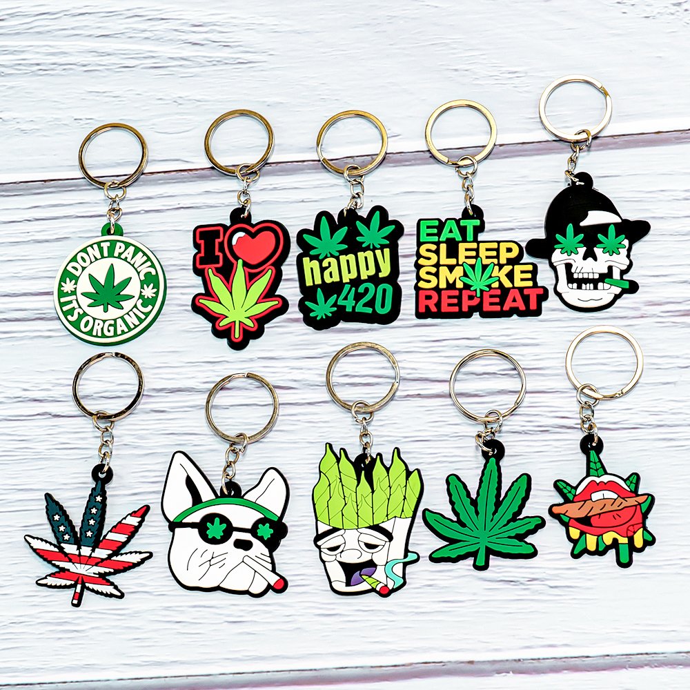 pvc keychain Cute leaf cartoon rubber keychains custom key rings gift for bag Pendant accessories Jewelry wholesale