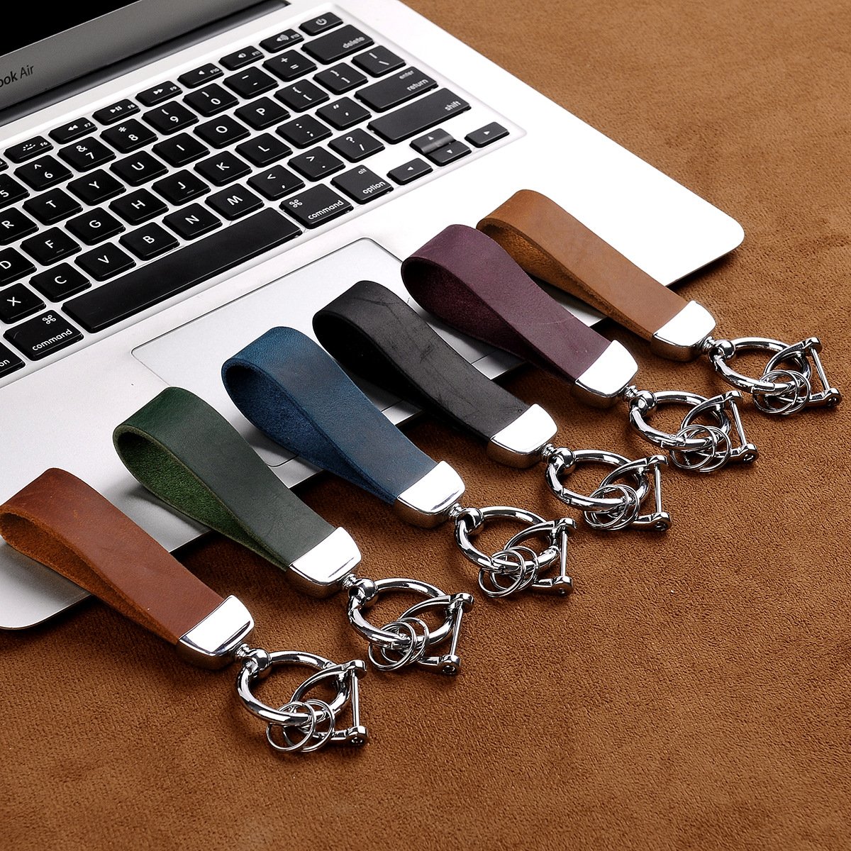 Genuine Leather Car Keychain Holder for Men and Women Crazy Horse Universal Keys Fob Key chains Custom LOGO