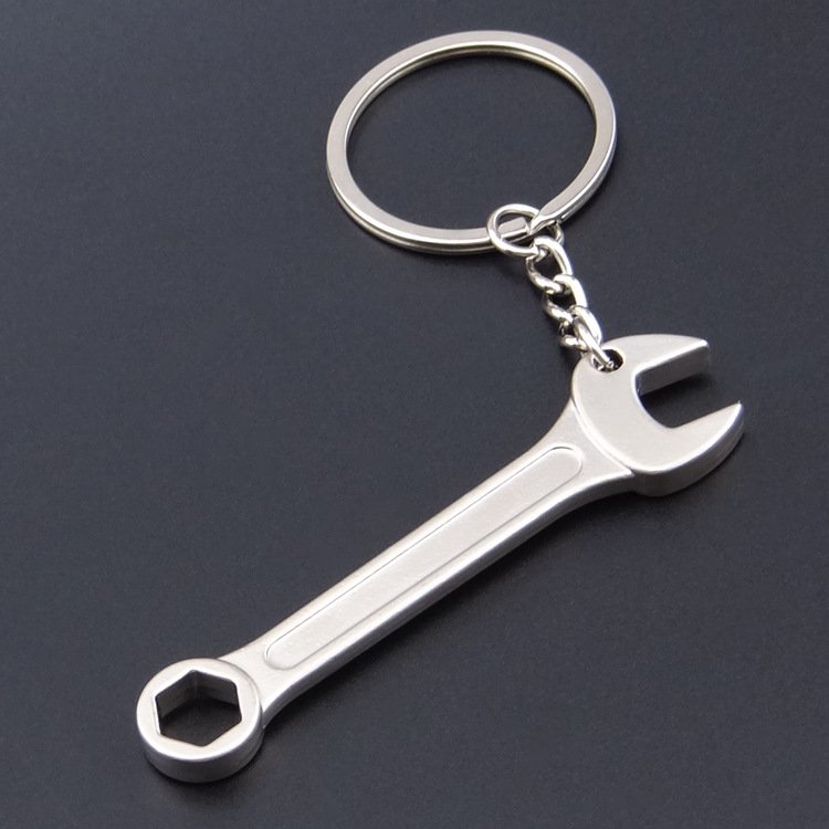Hot Sale Mini Hardware Tool Keychains For Men Multitool Car Bag Keyring Spanner Hammer Wrench Screwdriver Key Chains