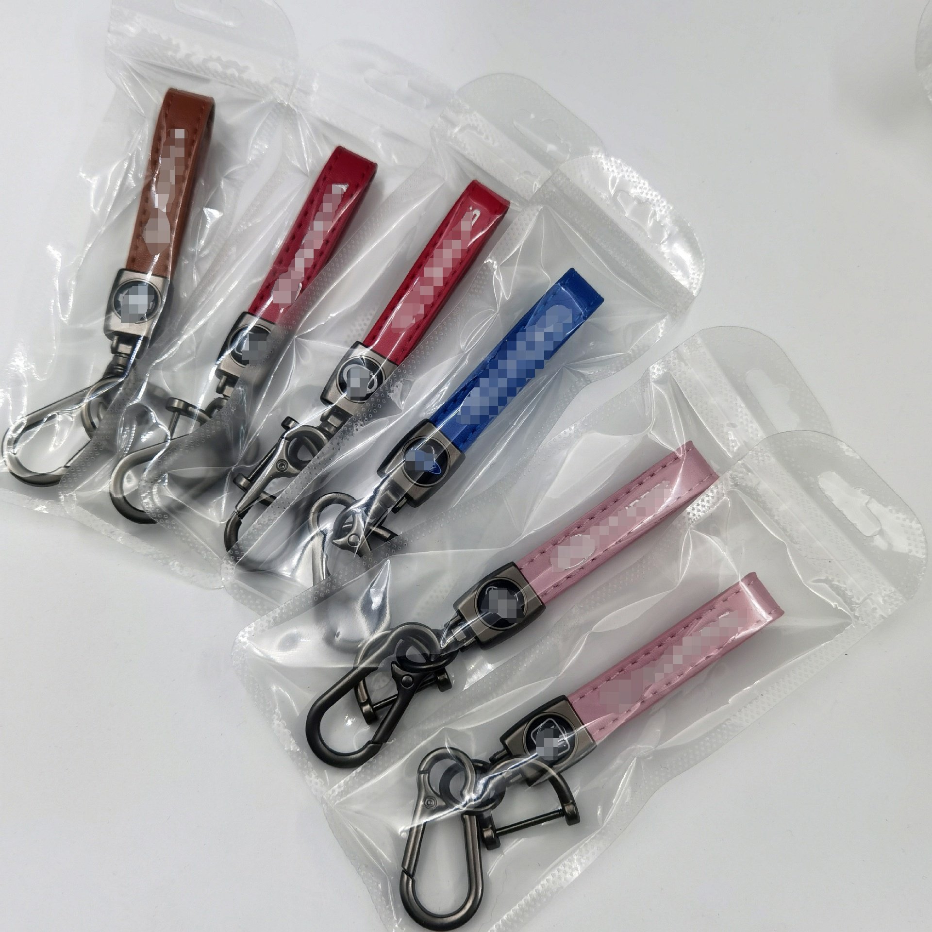 Custom Leather Car Keychain For Car brands Handmade Premium Metal Key Ring Accessories With Logo Present for Man and Woman