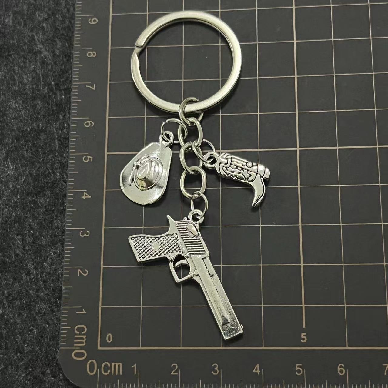 Western Cowboy Style Keychain Gun Hat Boots Personalized Creative Keychain Accessories