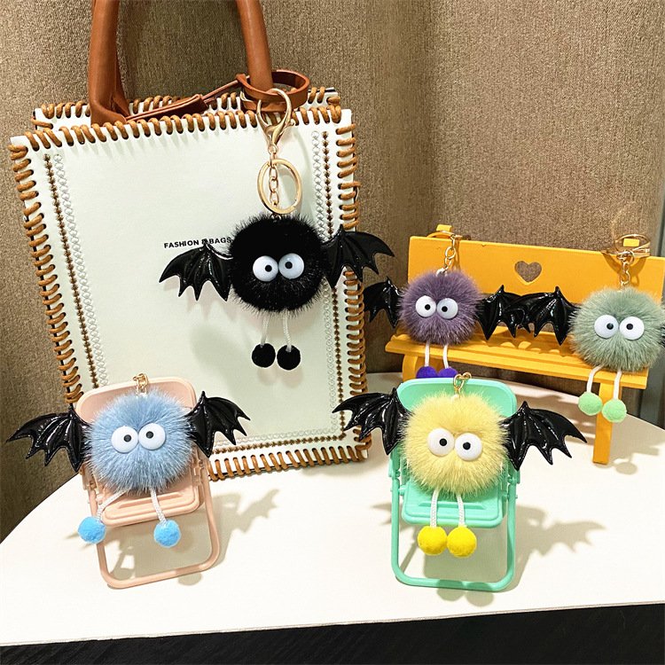 New Cute Caterpillar keychain Cartoon Plush Doll For Girls Bag Pendant Creative Car key chain Small Party Gift Wholesale