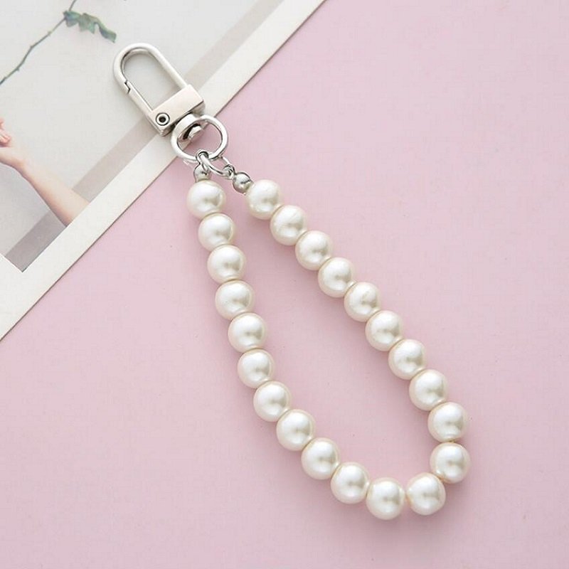 Cute Pearl Keychain Keyring Luxury Women Jewelry Pearl Bead Pendant Shell Phone Bag Backpack Charm Accessory Car Key Key Chain