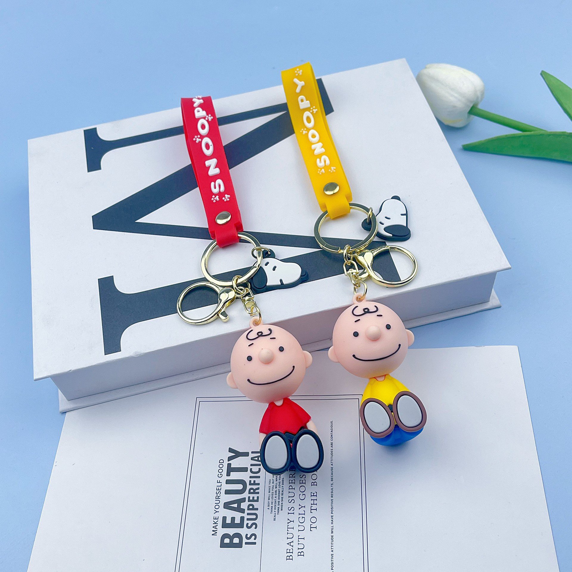 Creative Snoopy Doll Keychain Pendant Car Keychain Cute Pendant Gift for Friends Bag Wholesale