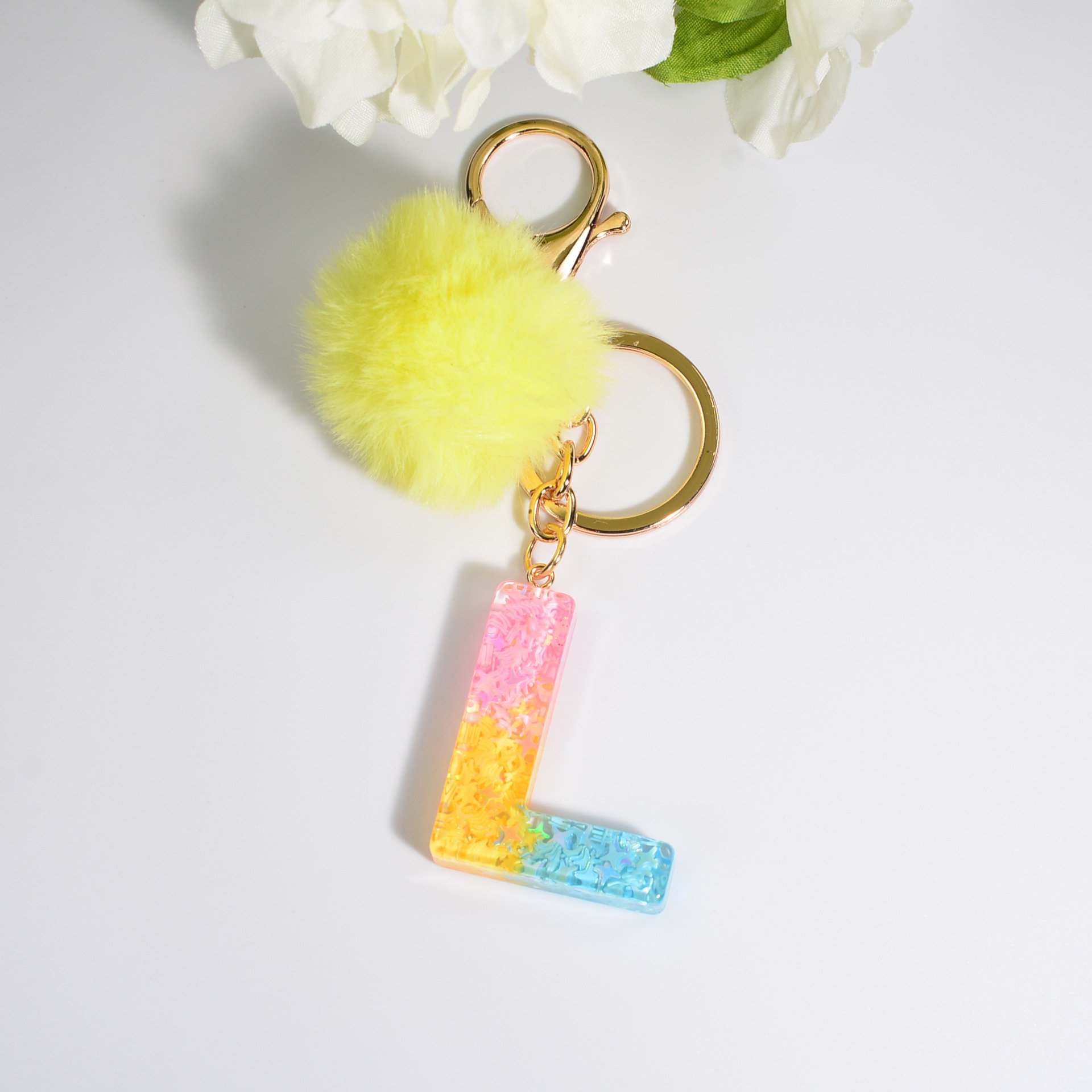 Factory Price English Alphabet Crystal Key Chains Women Metal Keychains Pendant Key Ring Resin Key Holder For Bag Accessory