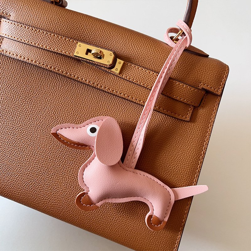 Hot Sale Custom Dog Designer Pu Leather Key chain Bag Charm Pendant High quality Car Keyring Luxury Leather KeyChain