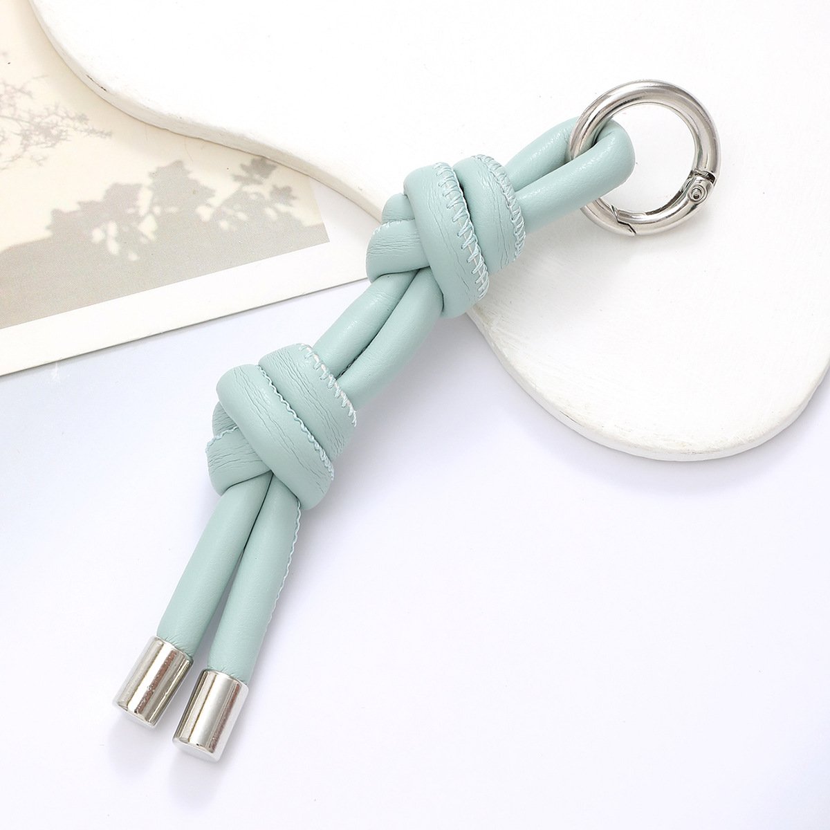 New DIY leather keychain niche simple candy color leather rope woven bag hanging decoration with leisure car key chain pendant