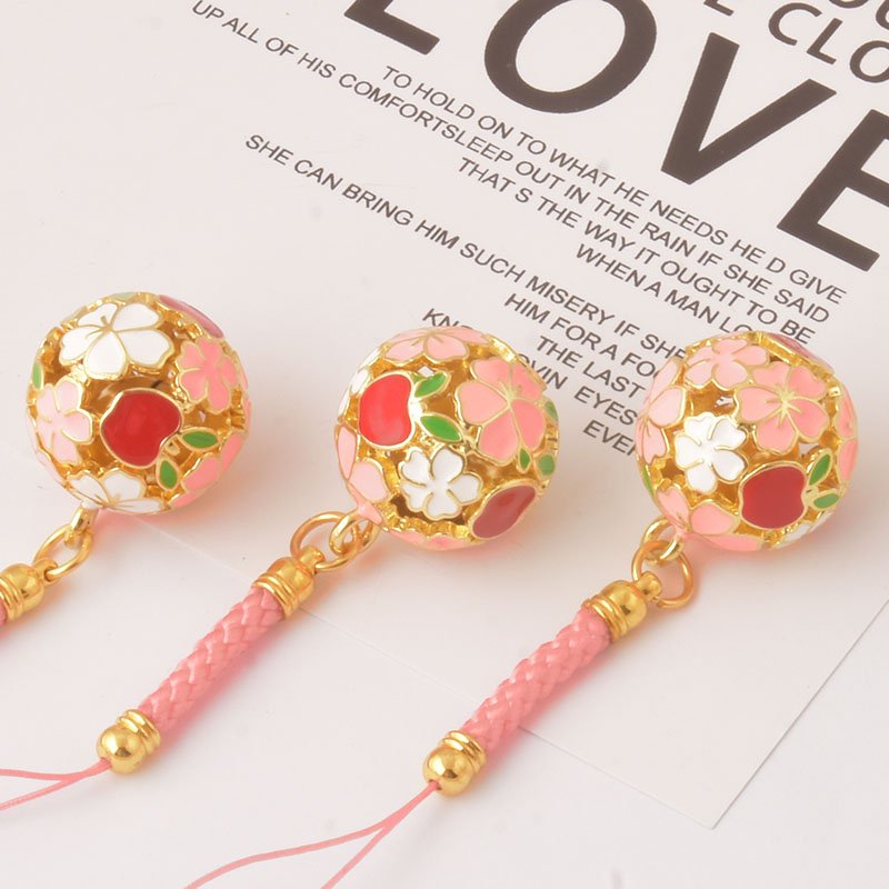 Japanese Sakura KeyChains Car Bag Cell Phone Decoration Pendant Enamel Bell Pendent Charm Car Key Chain
