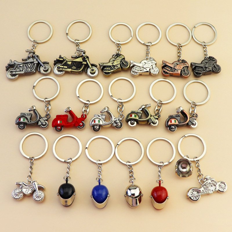 Creative Metal Simulation 3D Helmet Motorcycle Set Keychain Heavy Motorcycle Key Chain Mini Motorcycle Car Pendant For Men Women