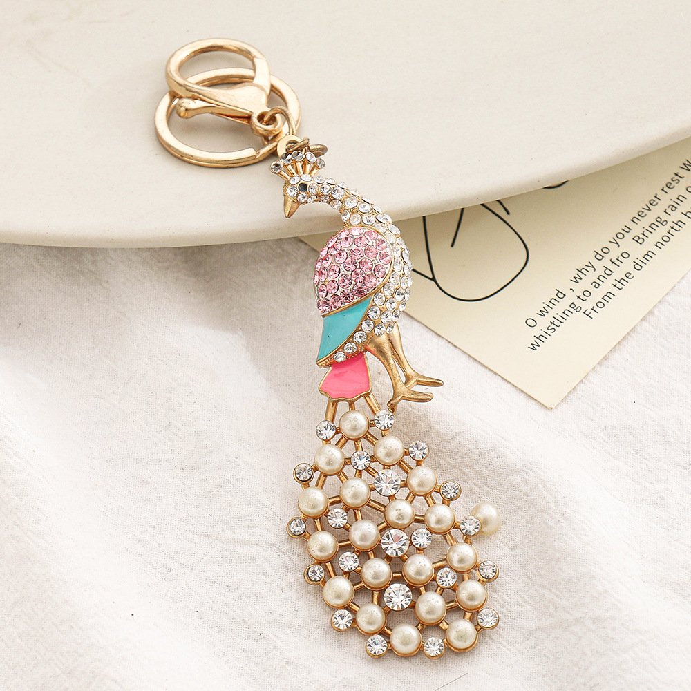 New Design Exquisite Diamond Openwork Feather Golden Stainless Steel Metal Clasp Peacock Keychain For Friends