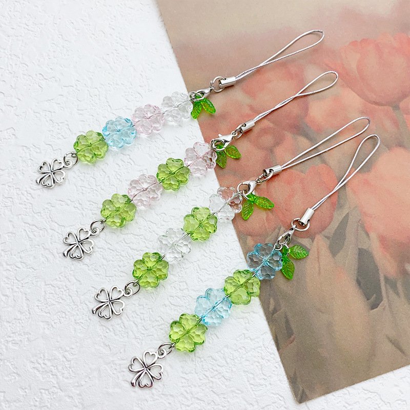 Wholesale Lucky Clover Charms Fresh Acrylic Clover Beaded Keychain Girls Gift Decoration Bag Accessories Mobile Phone Charms