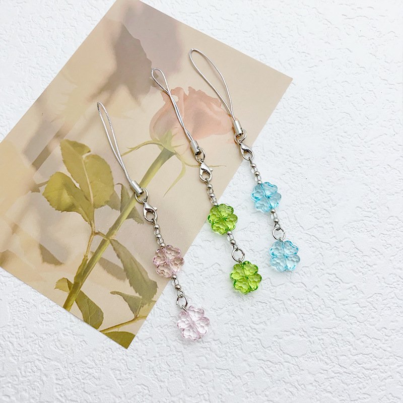 Wholesale Lucky Clover Charms Fresh Acrylic Clover Beaded Keychain Girls Gift Decoration Bag Accessories Mobile Phone Charms